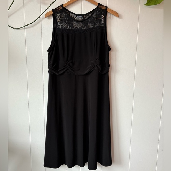 Black A-line Midi Cocktail Dress Lace Detail Sleeveless Size Large - Picture 1 of 3